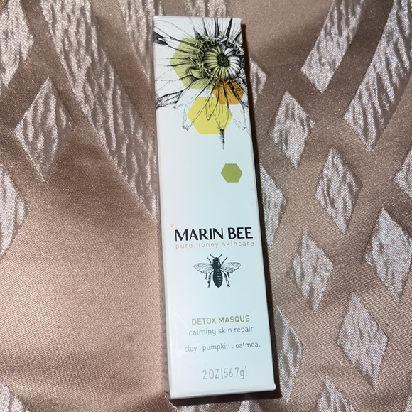 New in box Marin Bee Detox Masque - Picture 2 of 2